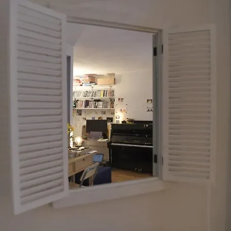 Charming Near Saint-lazare Appartement Parijs